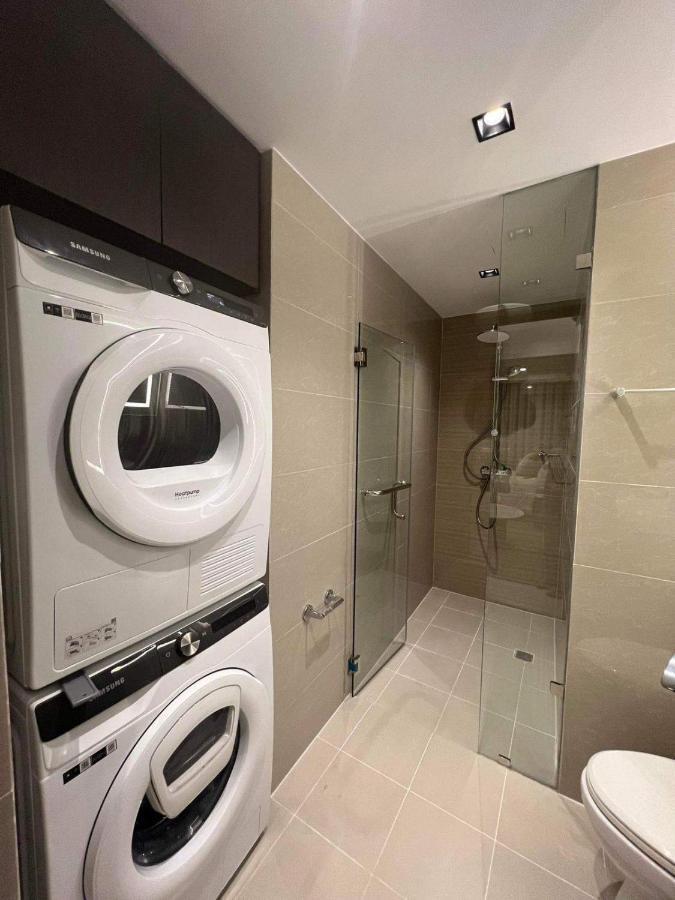 Uptown Parksuites Bgc Тагиг Экстерьер фото